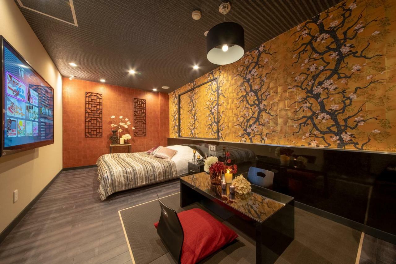 Hotel Waraku Shibukawa Buitenkant foto
